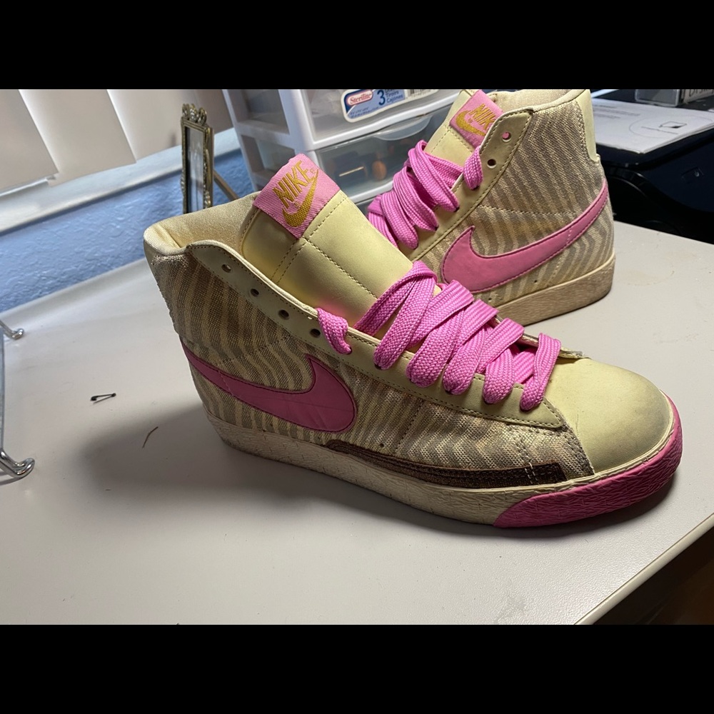 Pink blazers